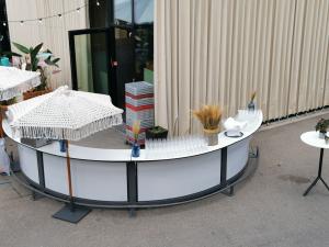 Rund Bar 0